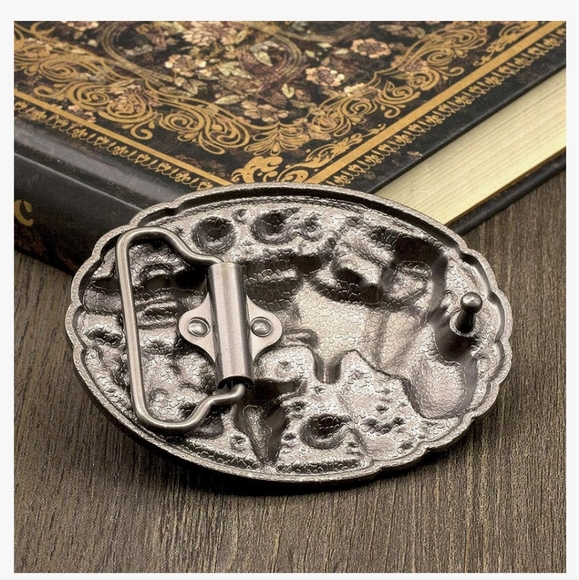 Western faux revolver pistol theme feathers Longhorn bull belt buckle - Picture 3 of 5